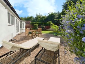 Photo 25- click for photo gallery